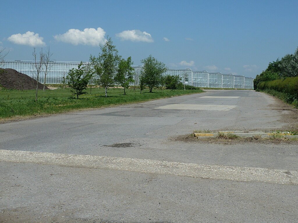 1024px Perimeter road of the former Tangmere Airfield geograph.org.uk